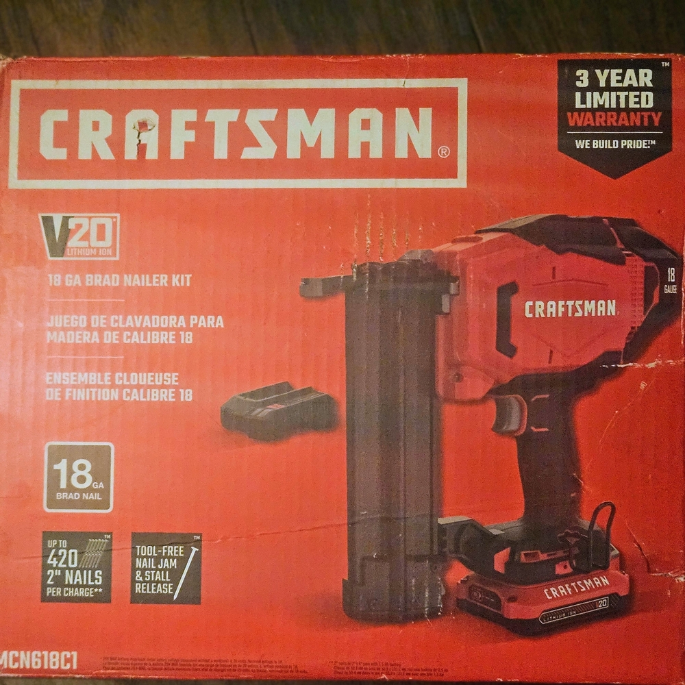 Craftsman V20 18GA Brad Nailer Kit - Red
